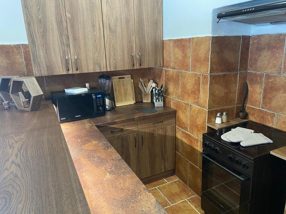 SG chalupa ŠTIKOV - Podkrkonoší - s celoročním privátním wellness Nová Paka Esterno foto