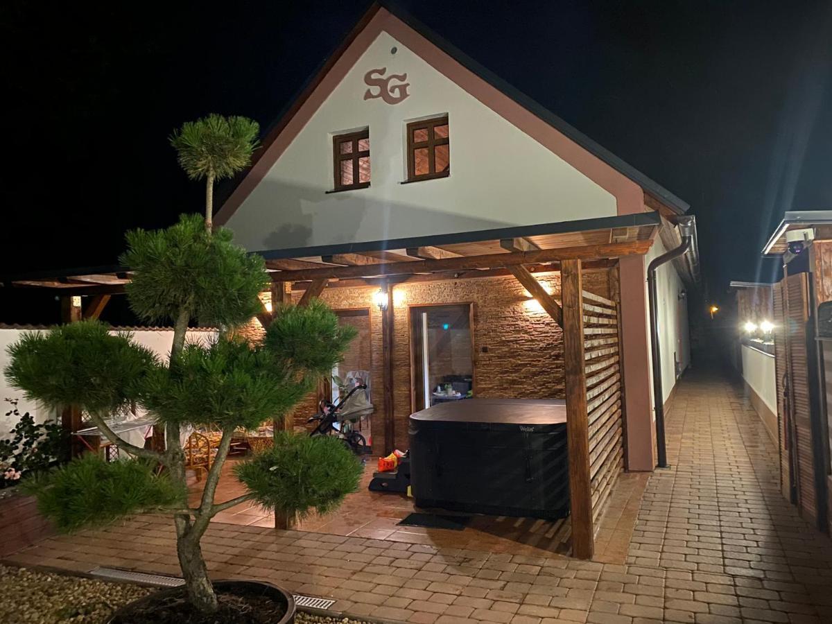 SG chalupa ŠTIKOV - Podkrkonoší - s celoročním privátním wellness Nová Paka Esterno foto