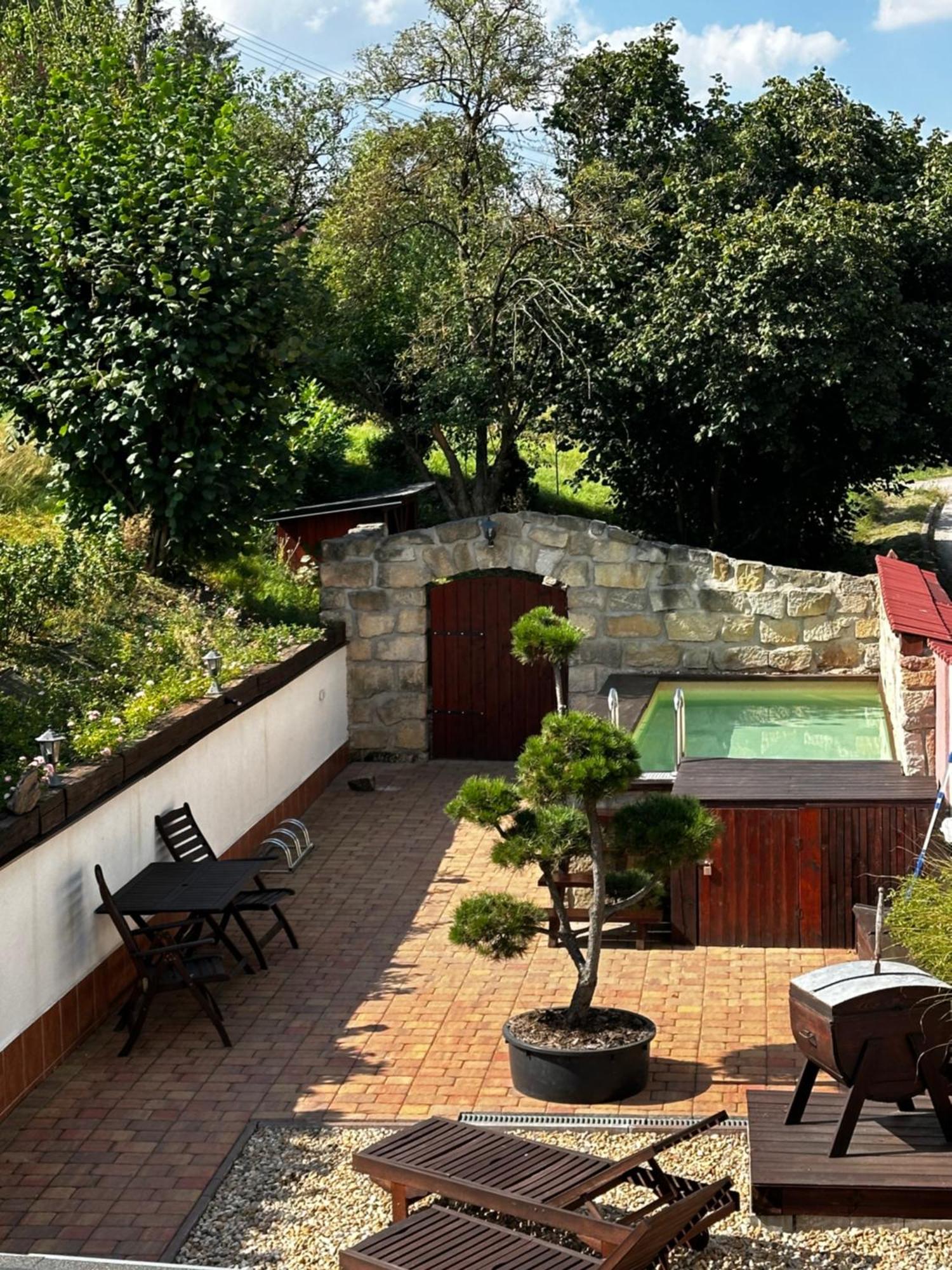 SG chalupa ŠTIKOV - Podkrkonoší - s celoročním privátním wellness Nová Paka Esterno foto